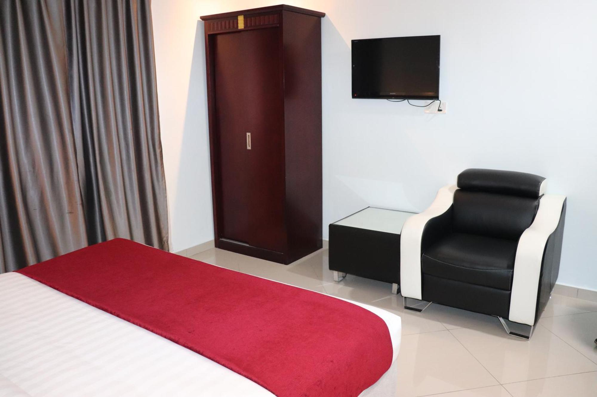 Hotel Al Amin Куала Лумпур Екстериор снимка