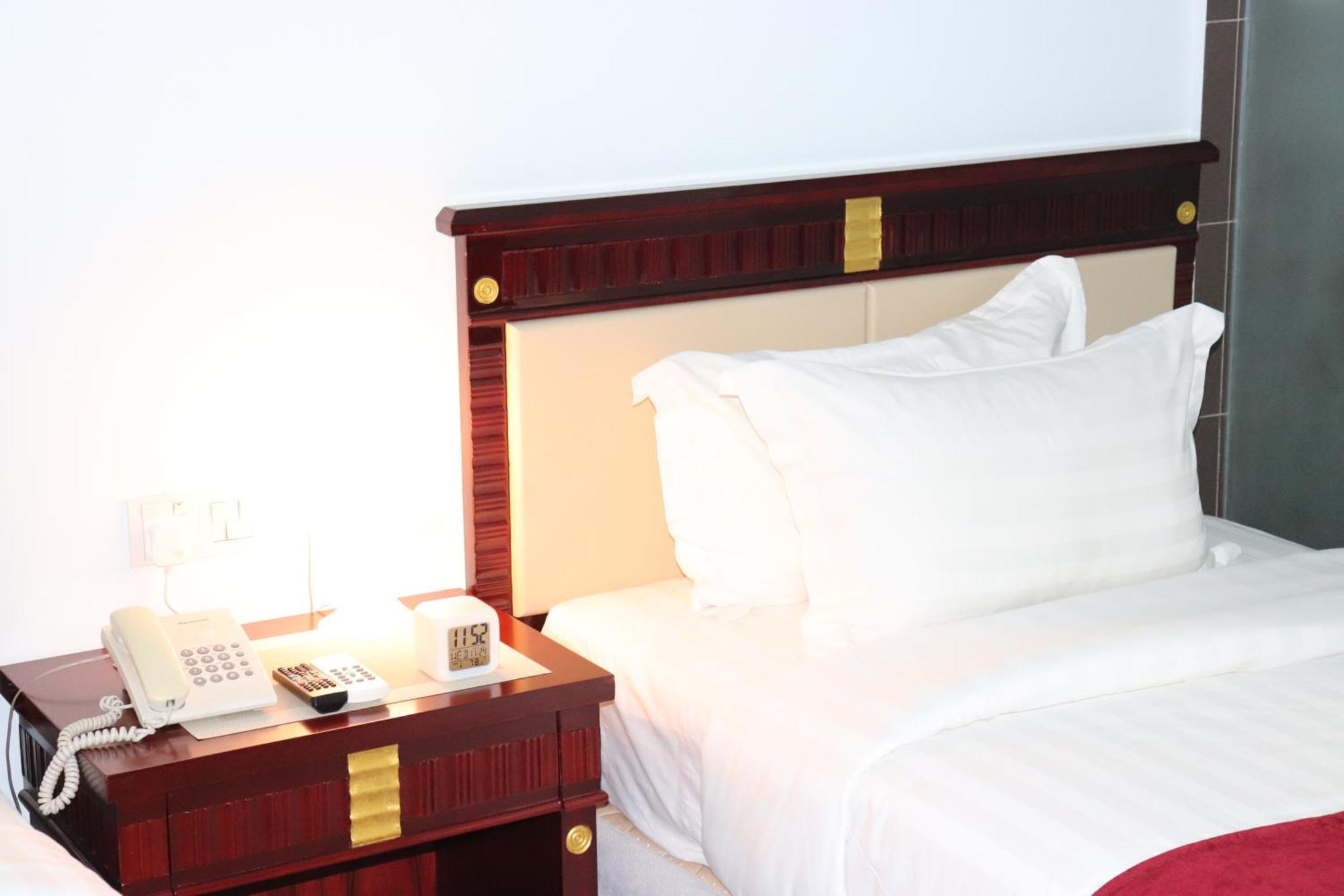 Hotel Al Amin Куала Лумпур Екстериор снимка