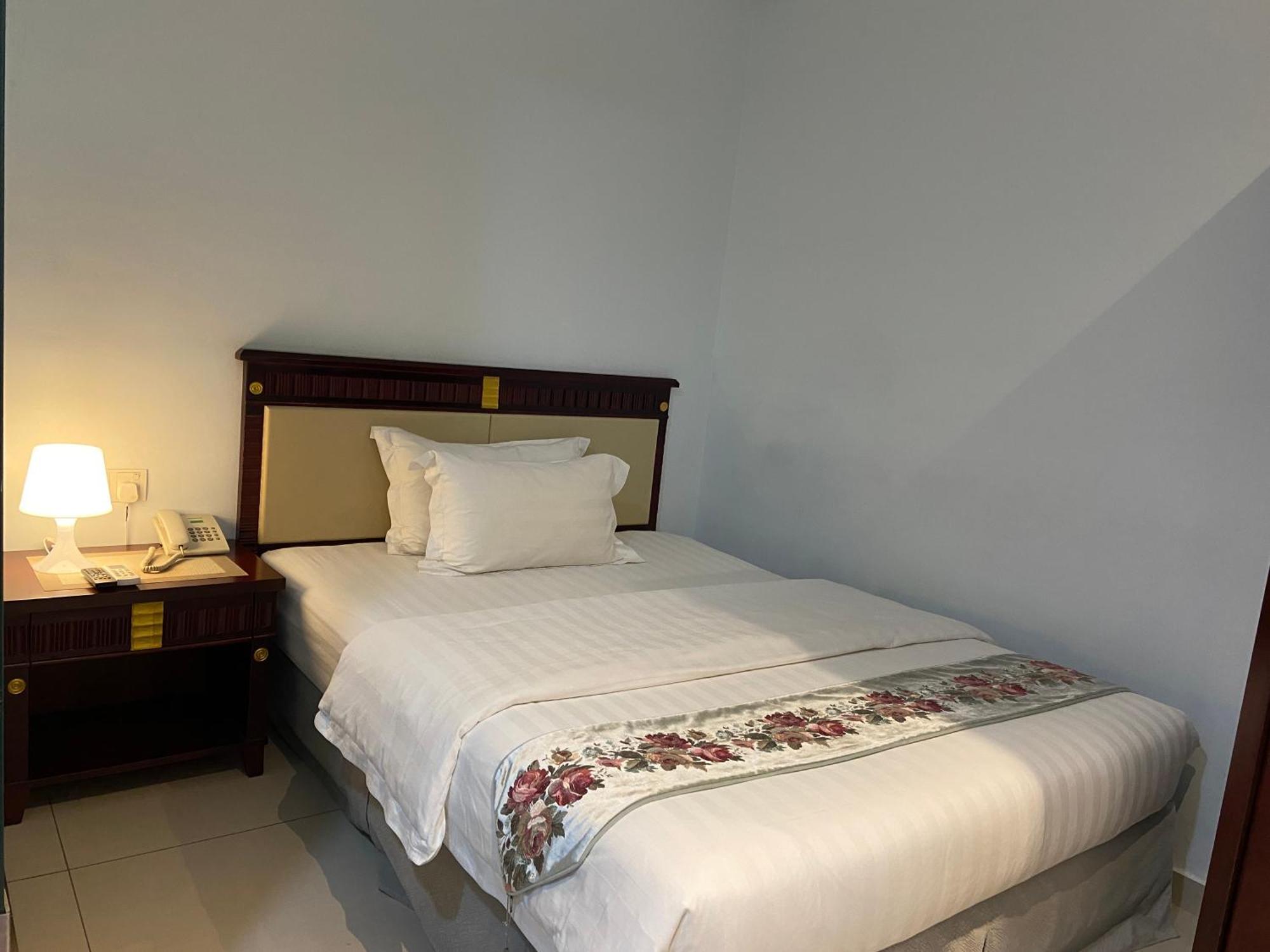 Hotel Al Amin Куала Лумпур Екстериор снимка