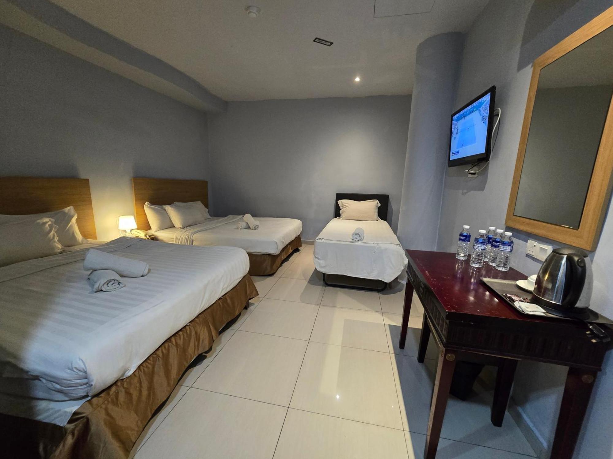 Hotel Al Amin Куала Лумпур Екстериор снимка
