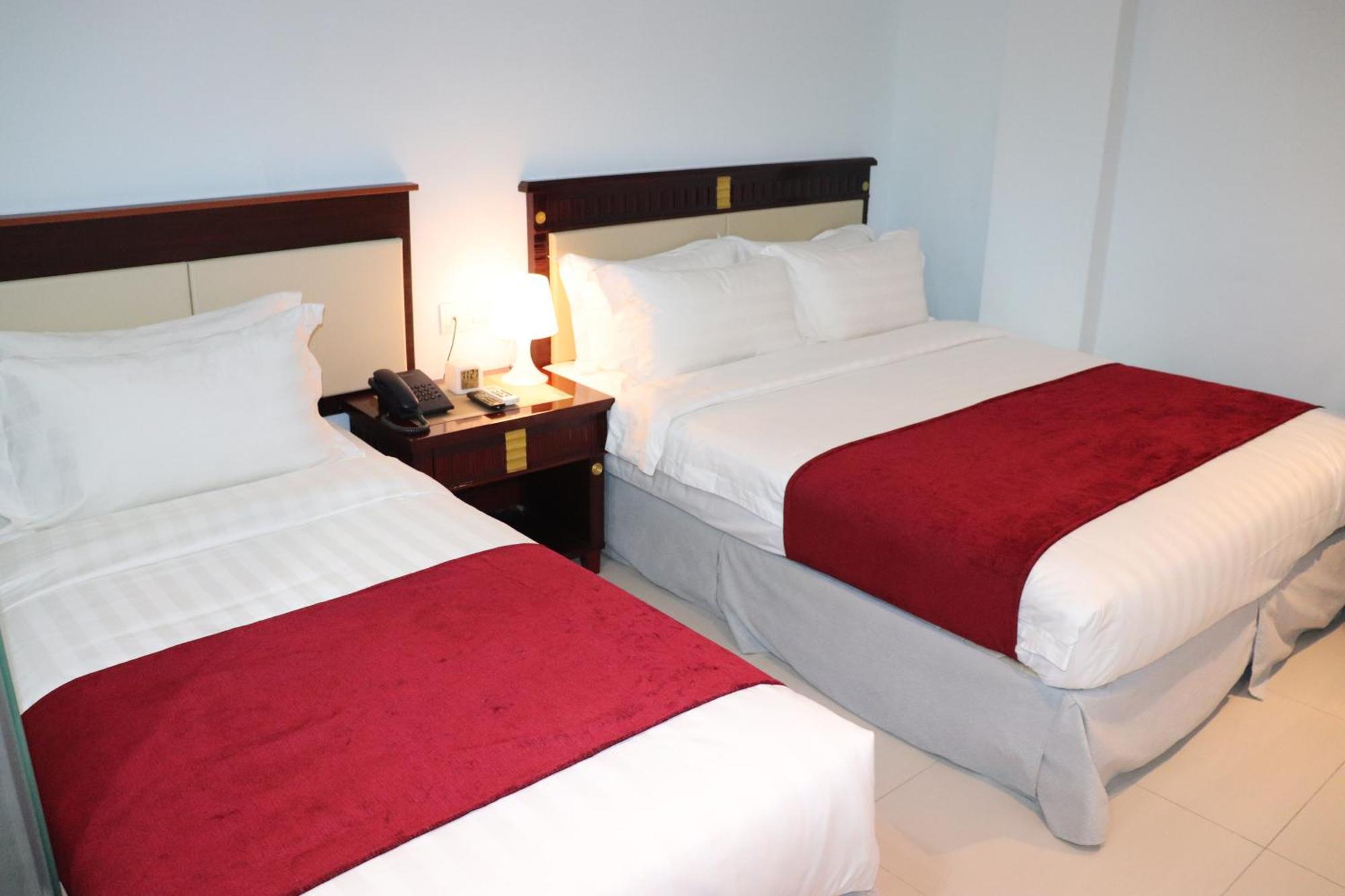 Hotel Al Amin Куала Лумпур Екстериор снимка
