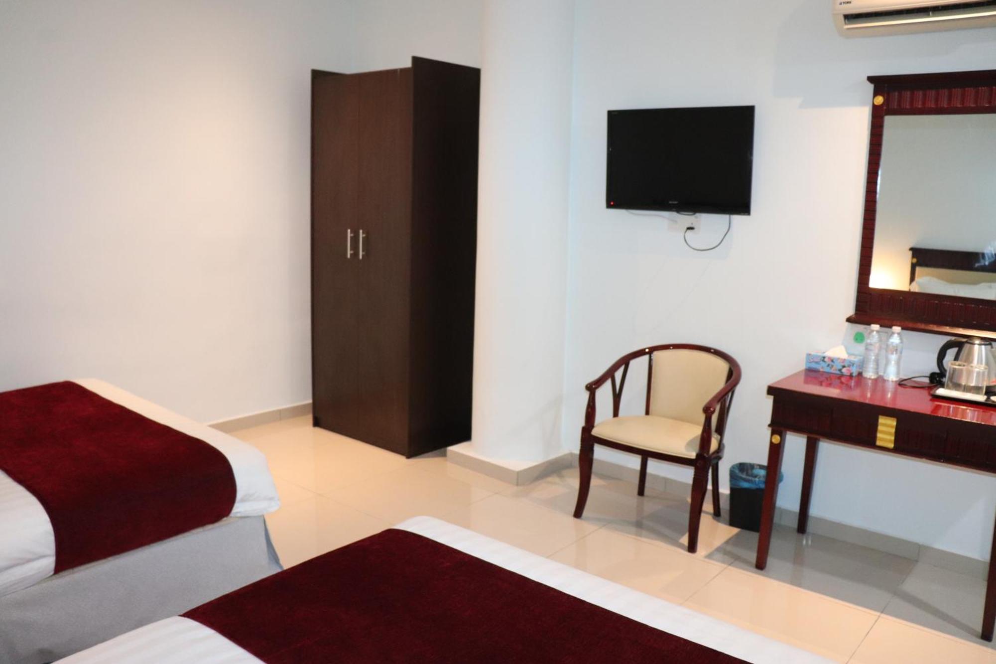 Hotel Al Amin Куала Лумпур Екстериор снимка