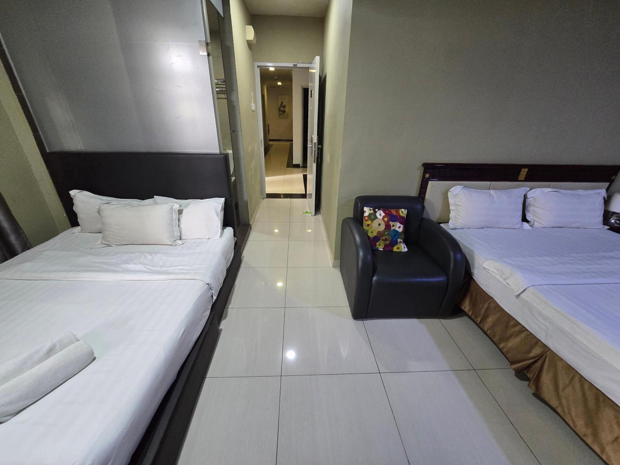 Hotel Al Amin Куала Лумпур Екстериор снимка