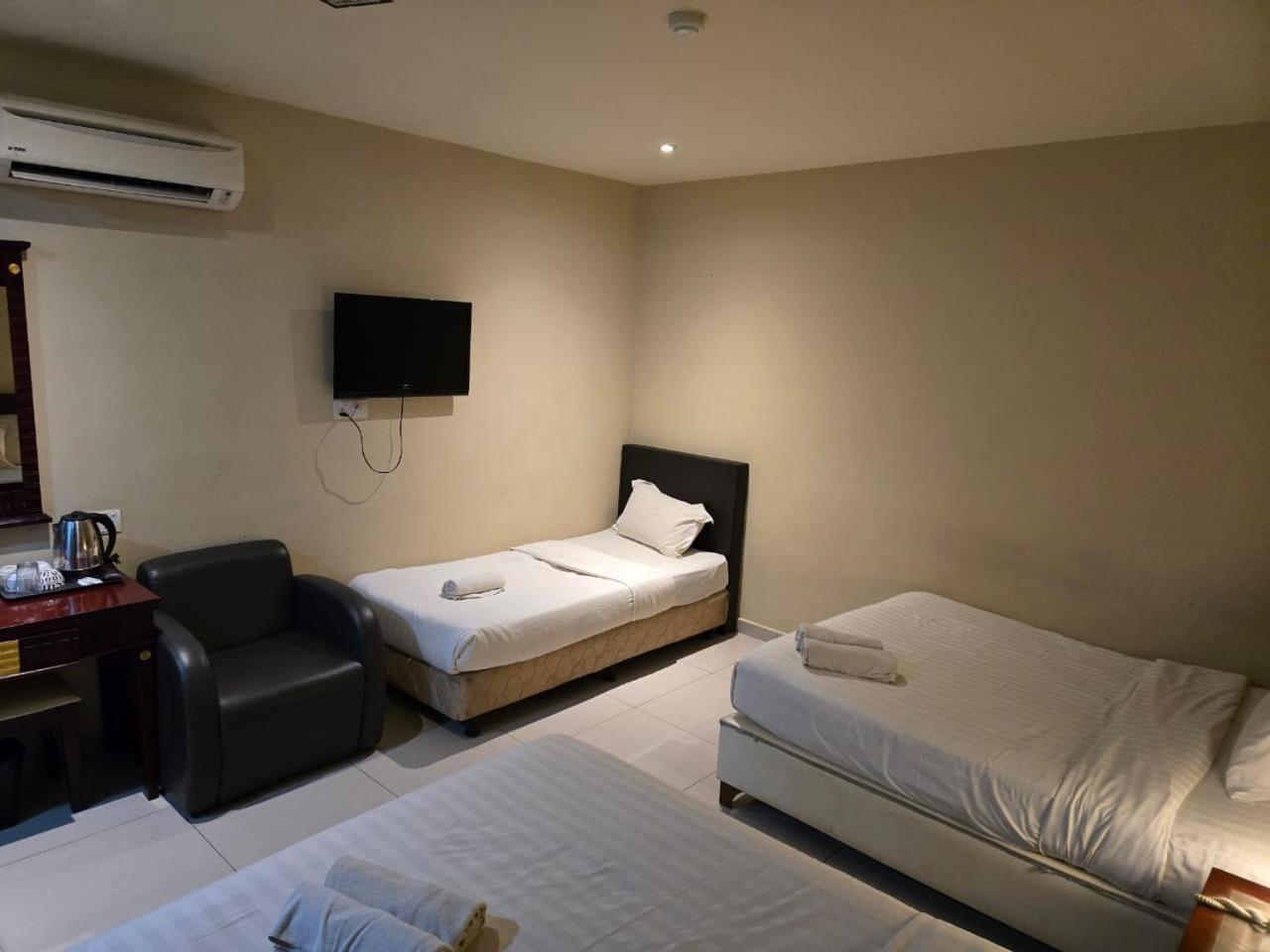 Hotel Al Amin Куала Лумпур Екстериор снимка